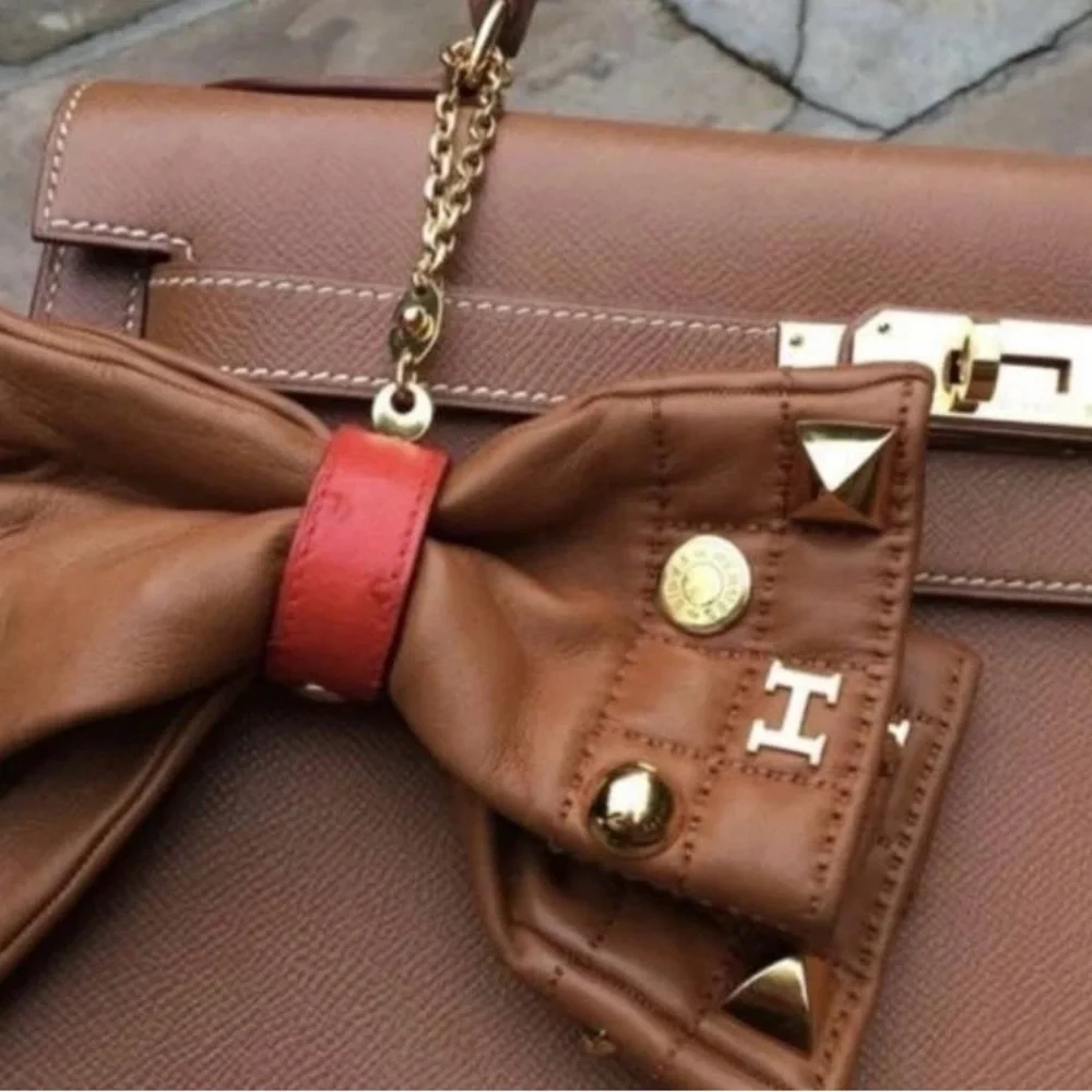 Hermès Nomade Glove Holder in Brown Leather